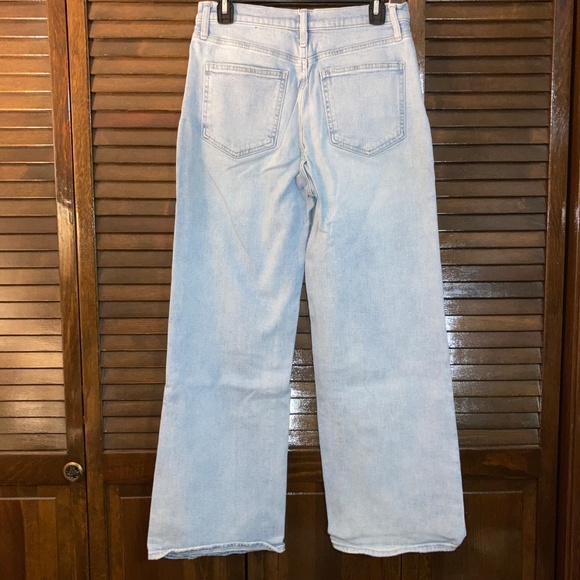 Gap Light Wash Trouser Style High Rise Denim Jeans Size 8 Petite - Picture 5 of 8